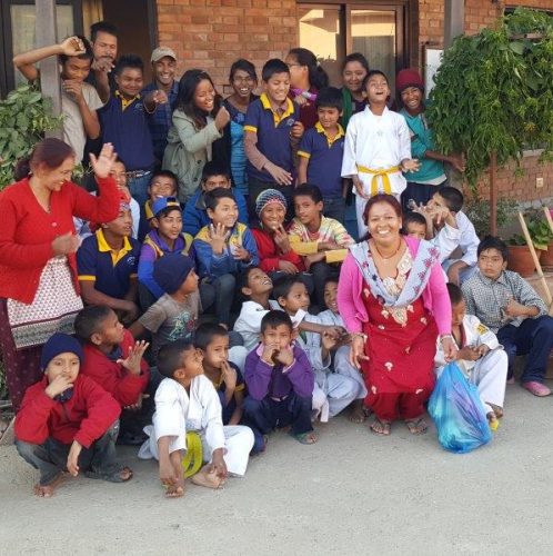 Barn och personal, Lubho Socialization Center